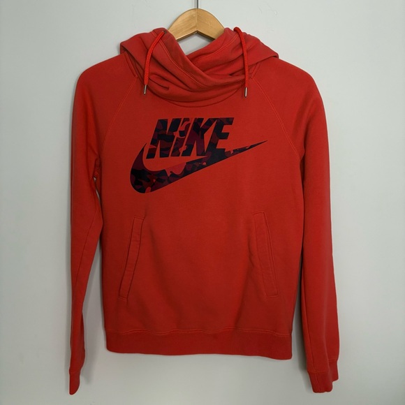 Nike Sportswear Pullover Hoodie Cowl Camo Swoosh Red/Navy/Purple Women's XS - Picture 2 of 8